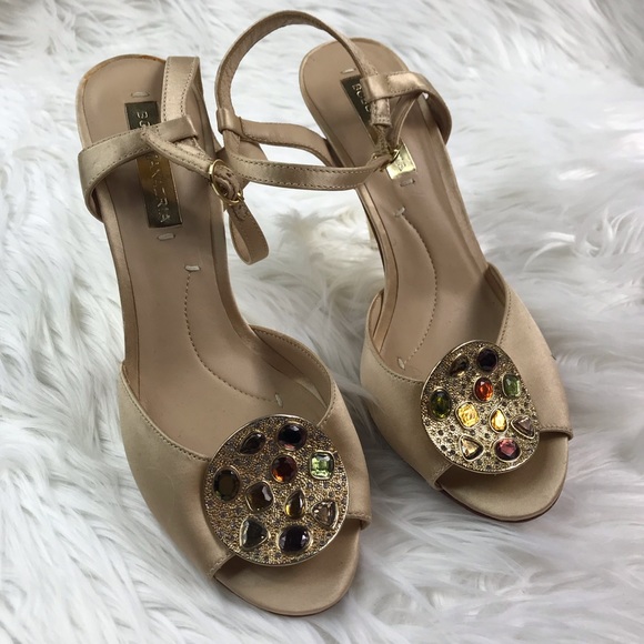 BCBGMaxAzria Champagne Gold Heels - Picture 1 of 6